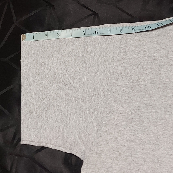 NWOT Men's Graphic Tee - Picture 9 of 9